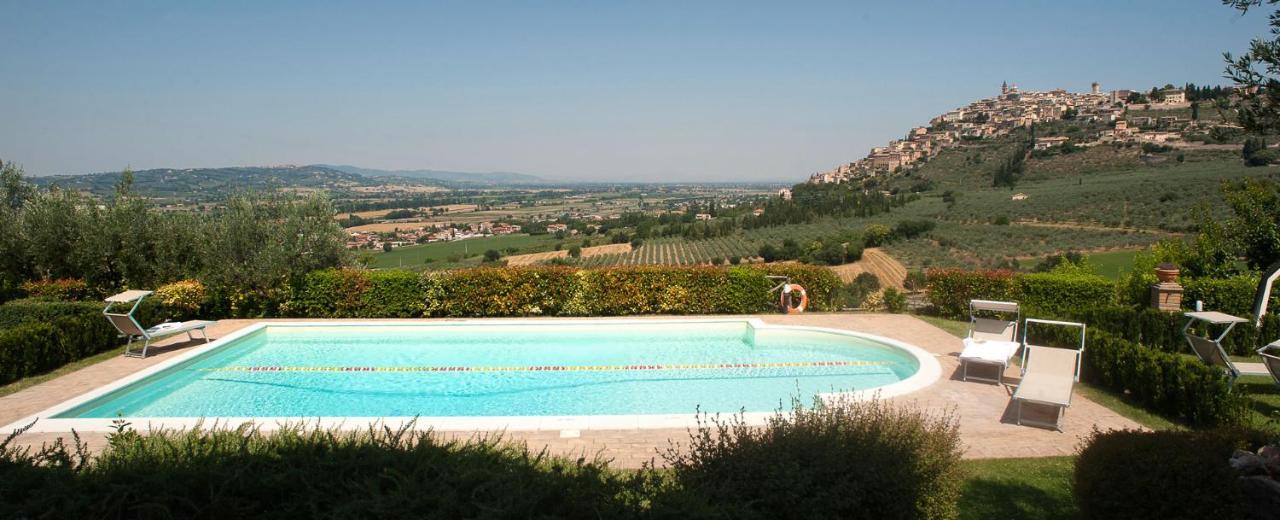Agriturismo Fiordaliso Trevi Exterior foto